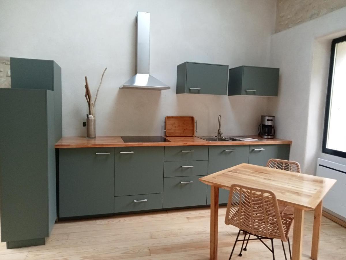 Maison En Pierre Restauree Avec Jardin 欧什 外观 照片